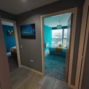 2br Stunning Centre Apartment Belfast